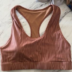 Fabletics sports bra size large